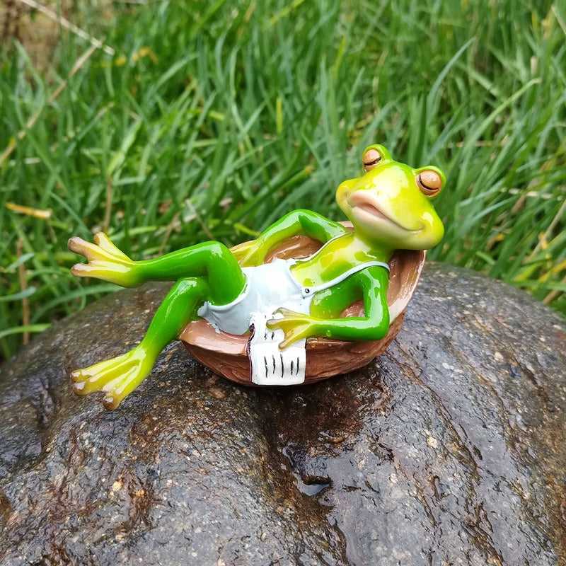 Reading Frog Desktop Courtyard Garden Decoration