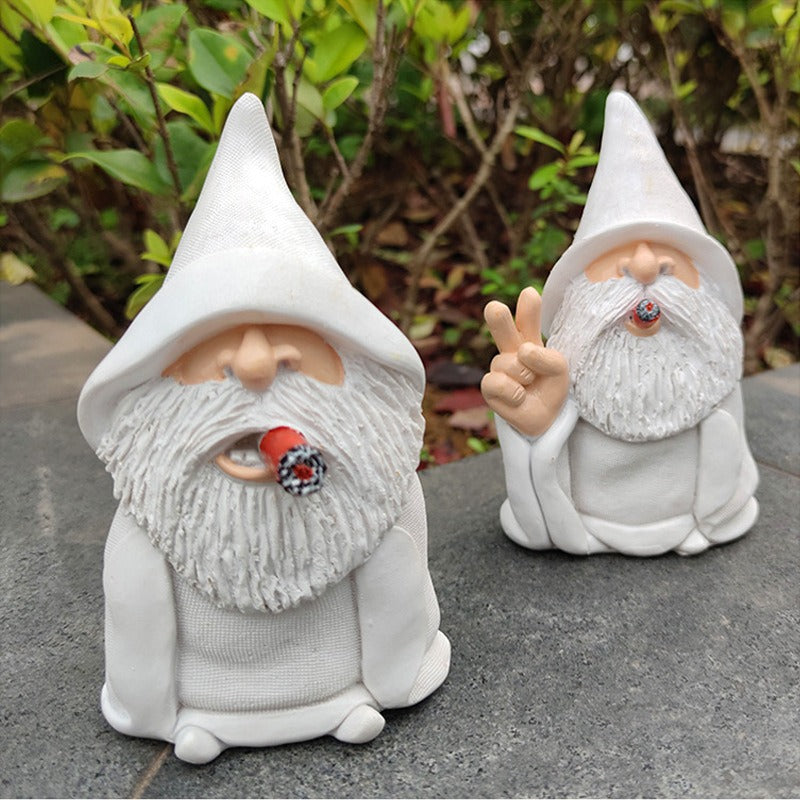 Resin Dwarf Statue Garden Decoration